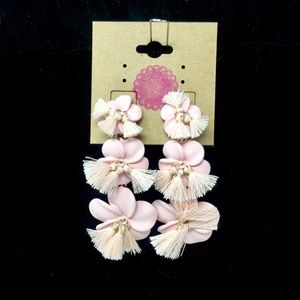 Pink flower & tassel drop earrings